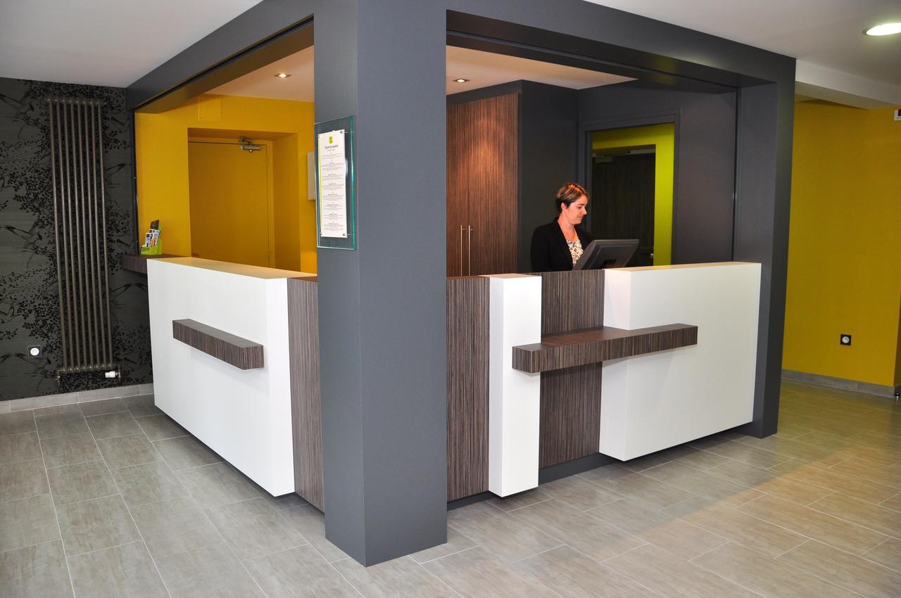 Logis Hotel A La Bonne Auberge لافال المظهر الخارجي الصورة